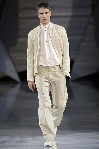 Giorgio Armani / - 2009